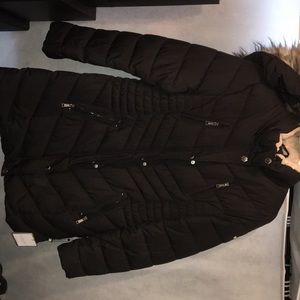 Laundry a little over the knees peek coat